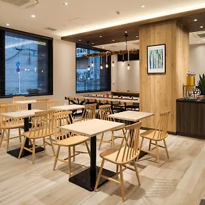 酒店 博多站内斯特酒店 ***
